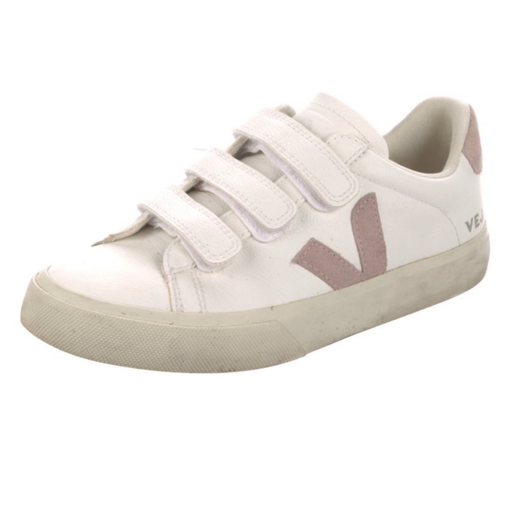 Veja Leather Sneakers